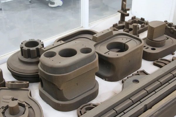 宝珠砂覆膜砂作为熔模精密铸造芯砂的优点有哪些？